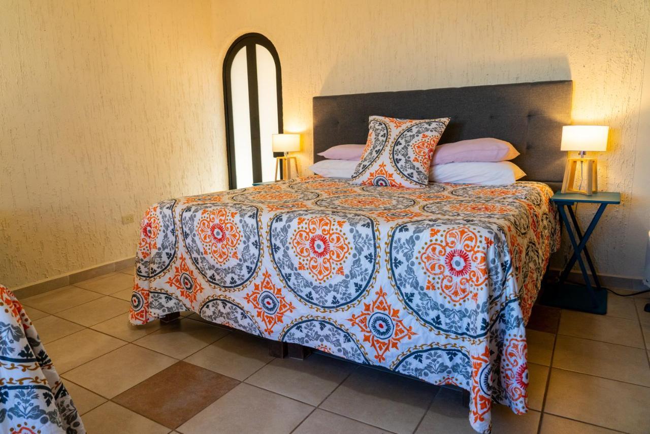 Casa Kootenay Waterfront Bnb La Paz Esterno foto